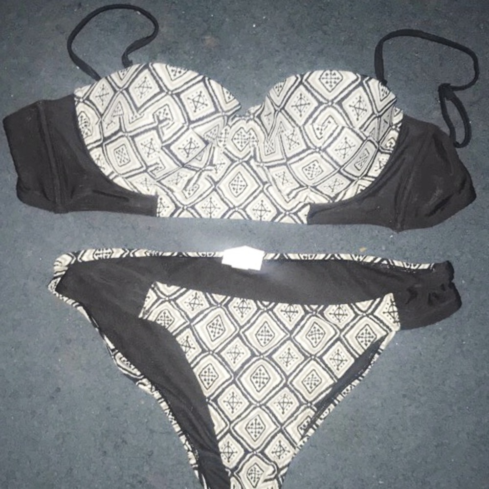 Bathing suit